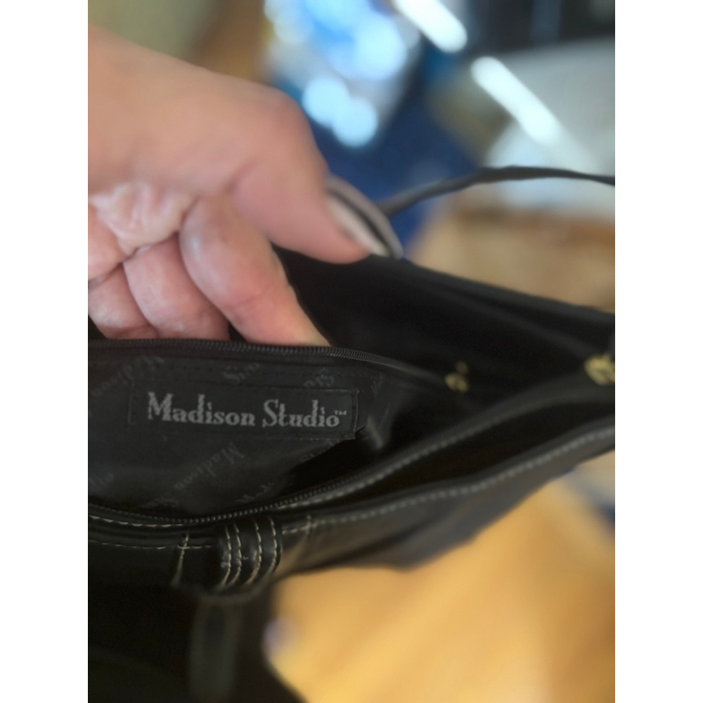 Madison Studio Black Leather Shoulder Bag One Size Gold Hardware - Picture 4 of 5
